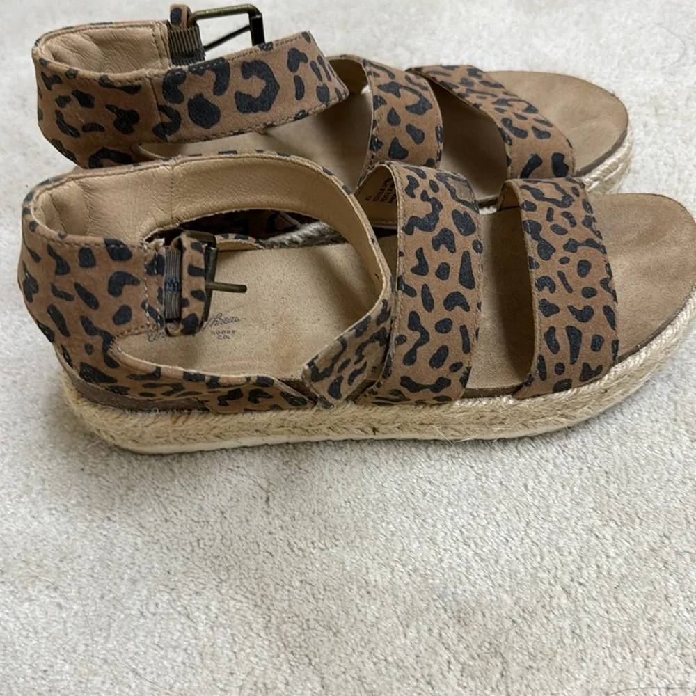 Leopard print sandals - Picture 3 of 5